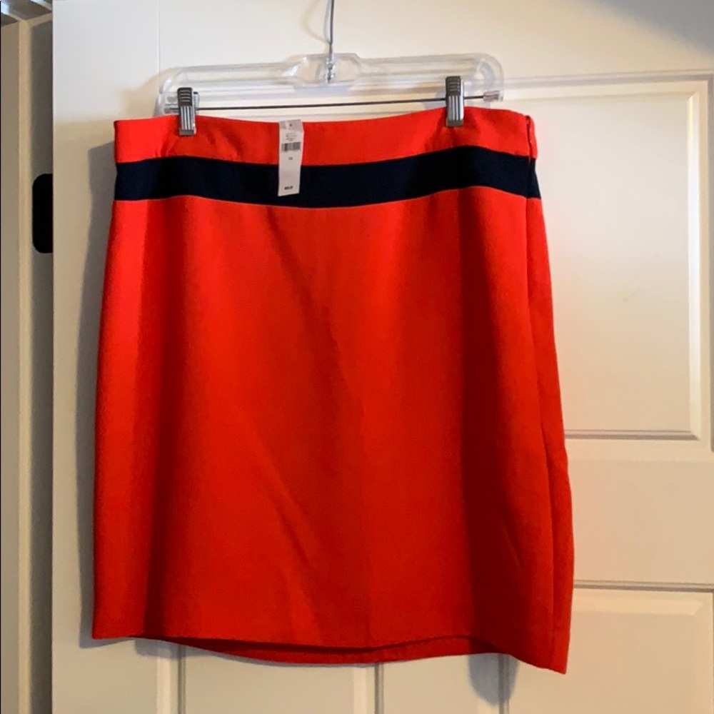 Banana republic skirt. Size 14. NWT
